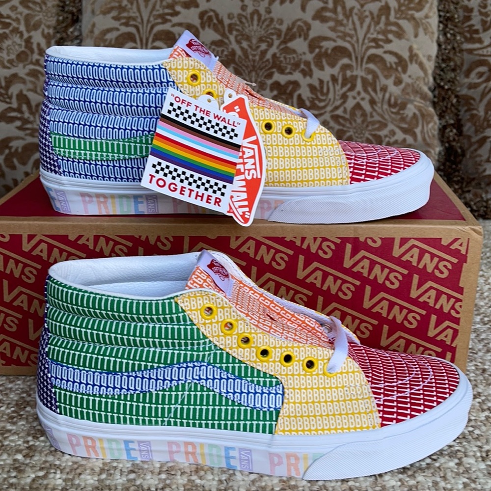 Vans Men’s Sk8-Mid Pride Multi/True White Sneakers - Picture 3 of 16